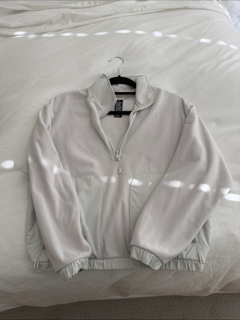 Viori women’s fleece size XS